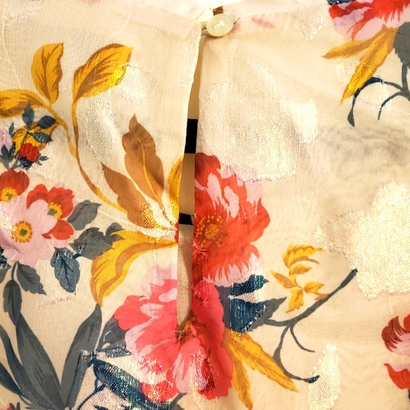 LOFT FLORAL BELL CUFF BLOUSE IN WHISPER WHITE - Picture 5 of 10